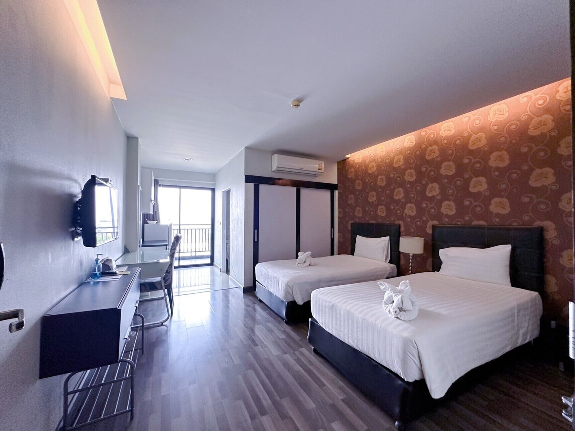 SUPERIOR, TWIN BEDS