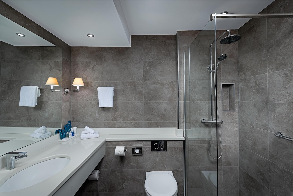 Radisson Blu Hotel And Spa Limerick 50/50