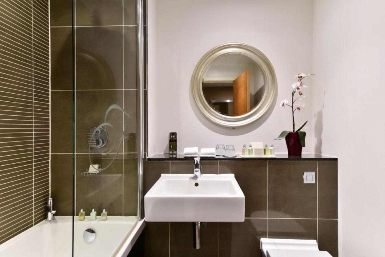 STUDIO, APARTMENT