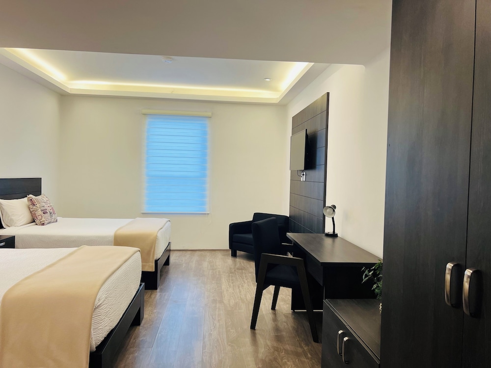 QA Hotel 8/50