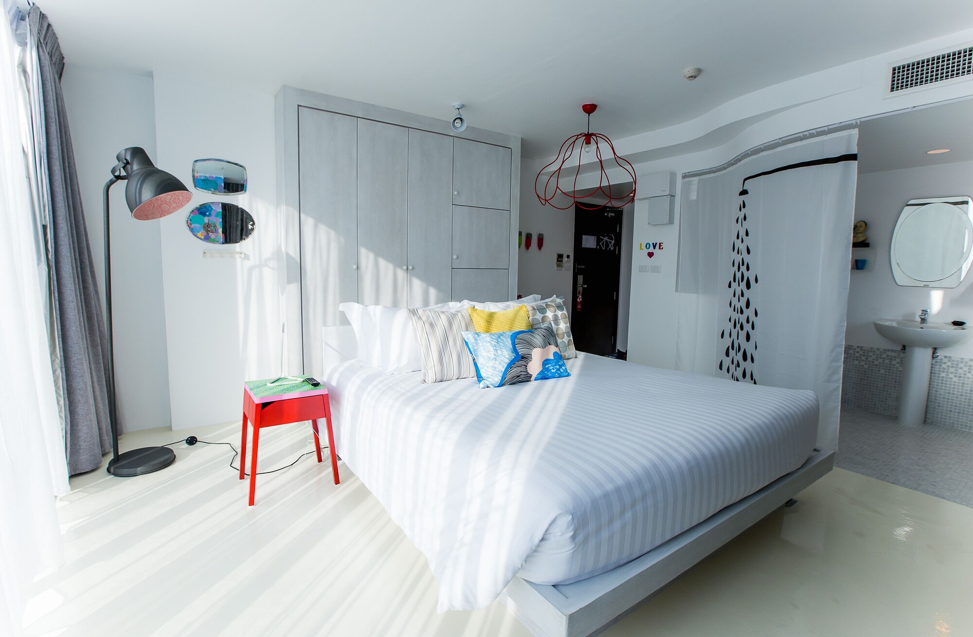 Signature, Artist, Double Bed