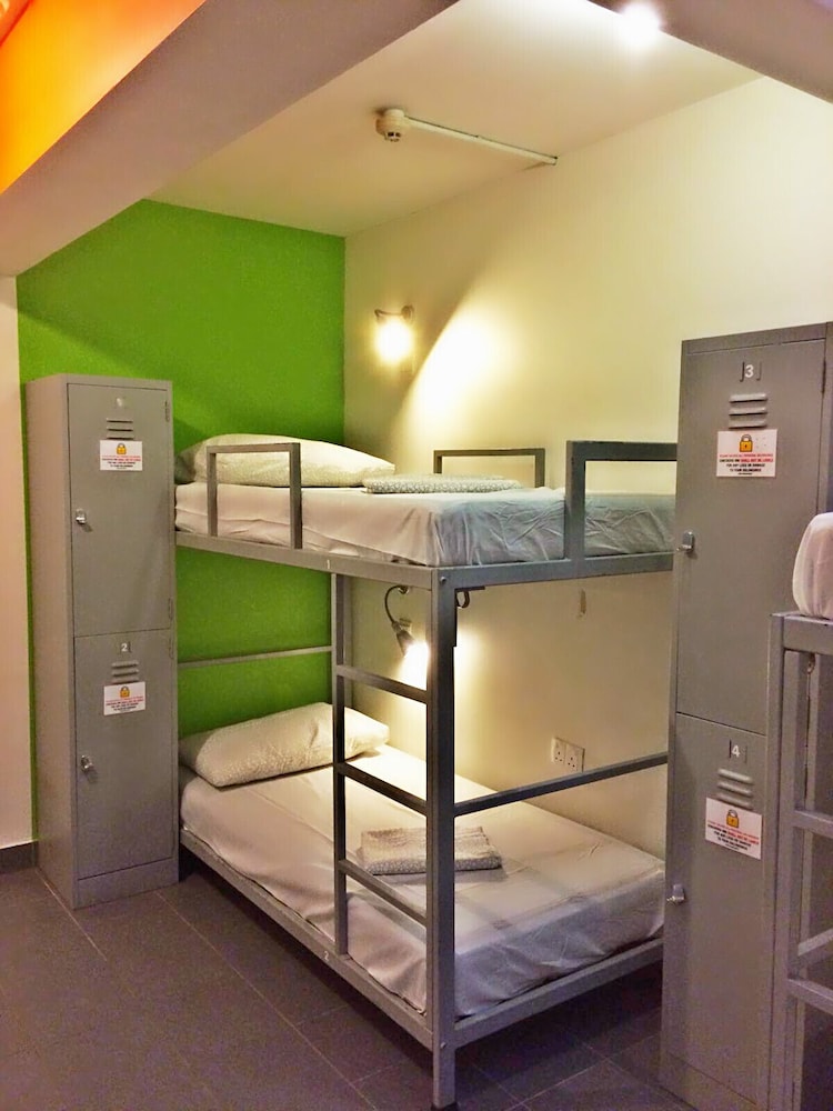 Campbell Inn Singapore 35/49