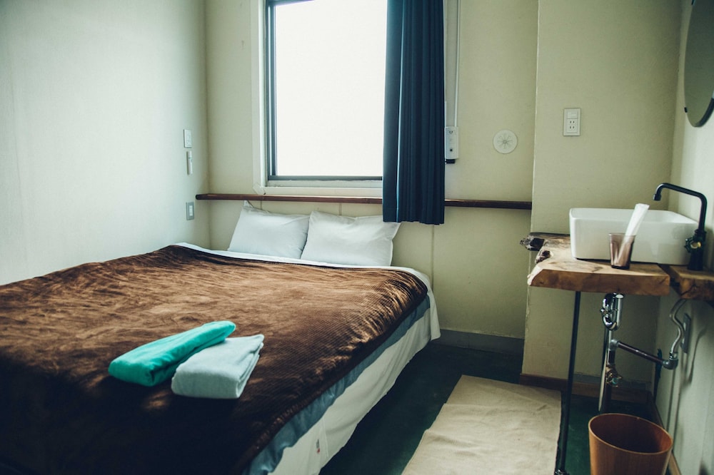 Room, Queen Bed