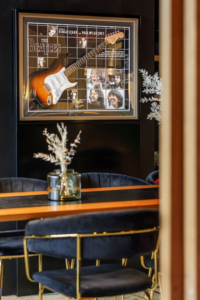 AVANI Melbourne Jazz Corner Residences 9/69