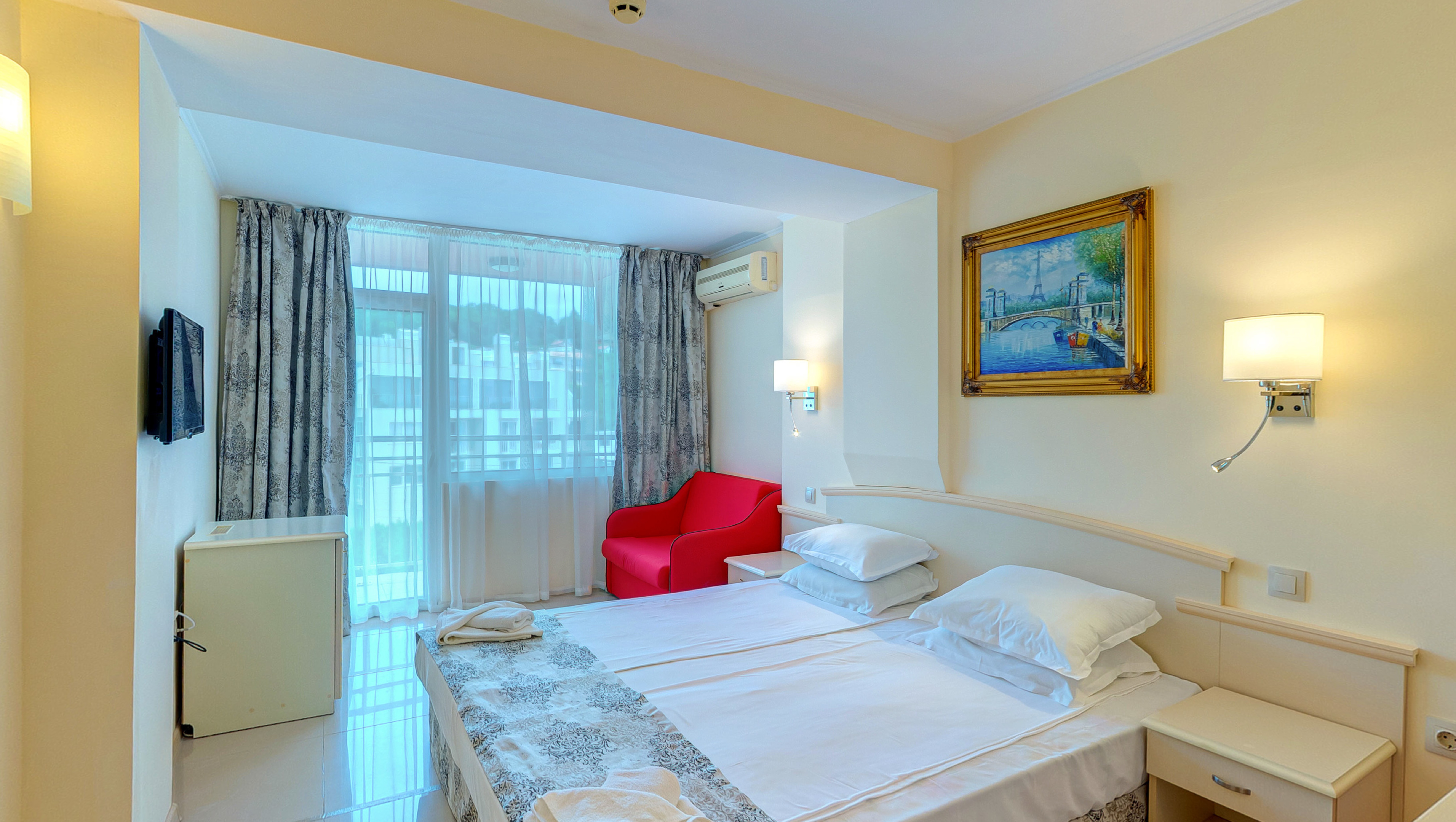 Room, Double Bed