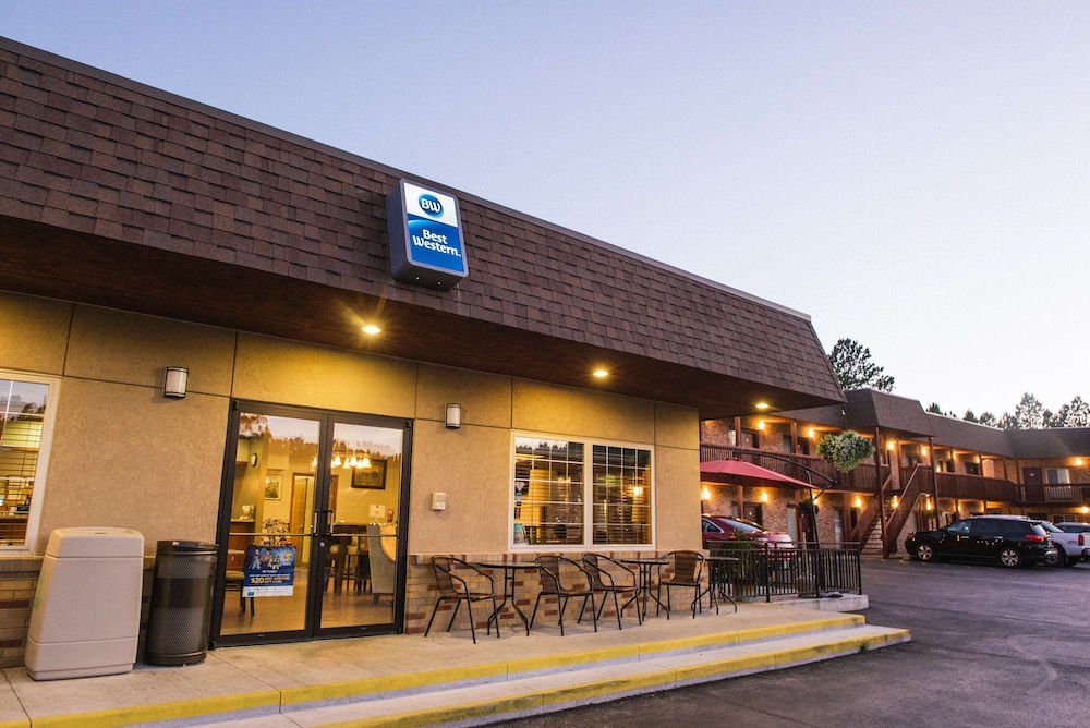 Best Western Buffalo Ridge Inn 1/33