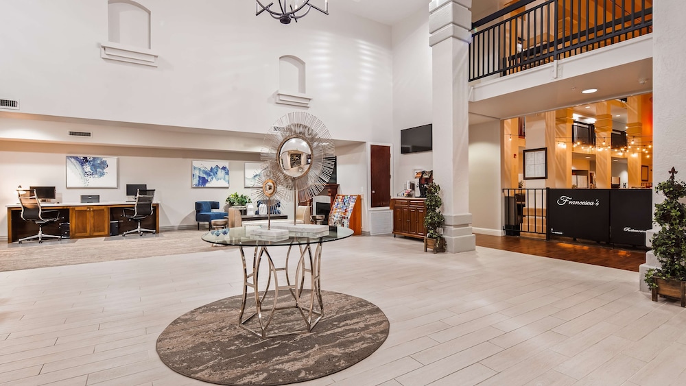 Best Western Plus Villa Del Lago Inn 13/41