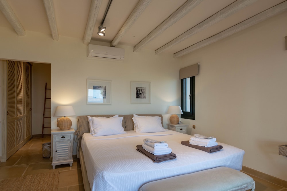 Thermesea Luxury Lodge 16/68