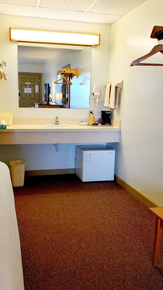 Berlin Heritage Inn 6/50
