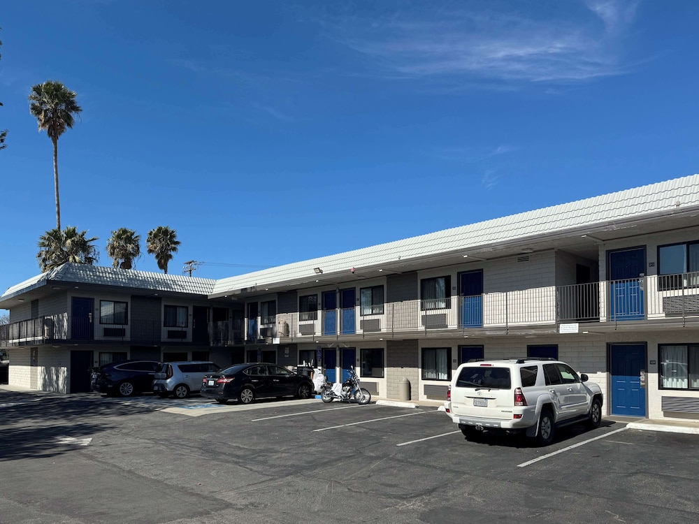 Motel6 Simi Valley, CA 39/50