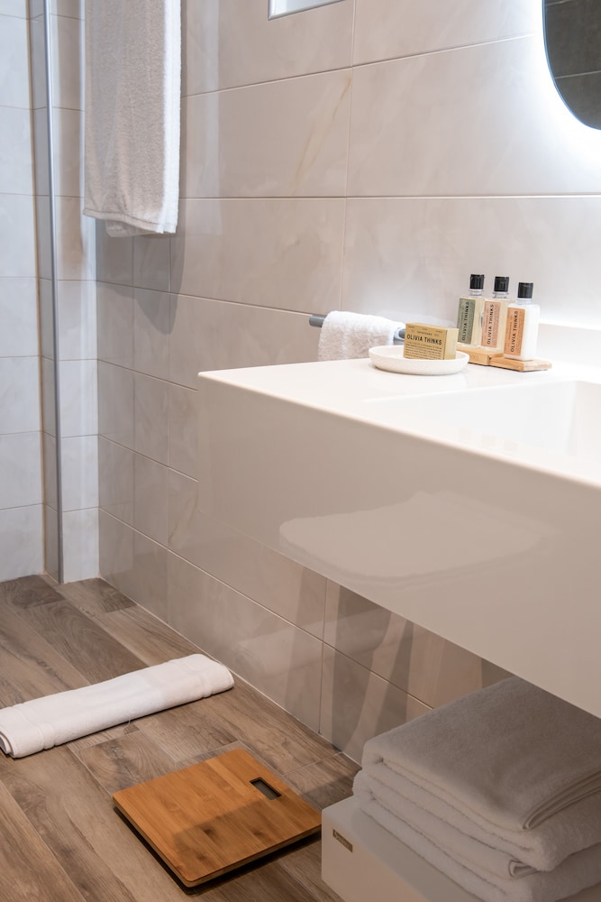 Manifest Boutique Hotel 47/50