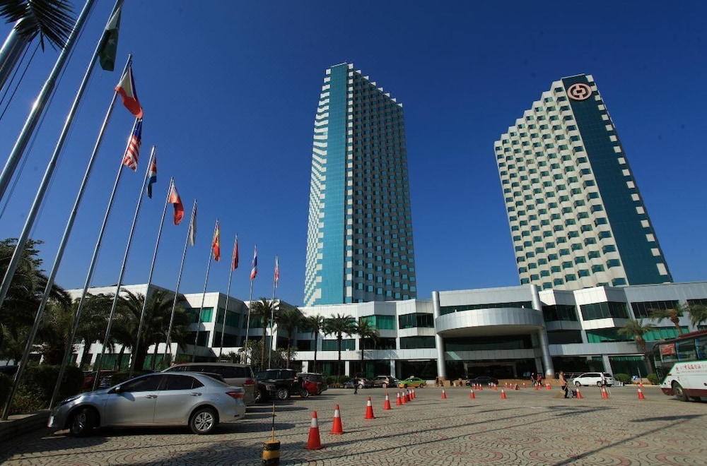 Pantower International Hotel 43/50
