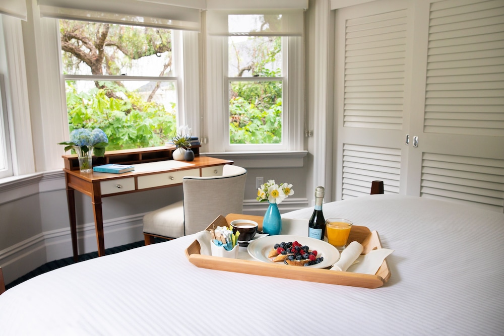 Casa Madrona Hotel and Spa 46/61