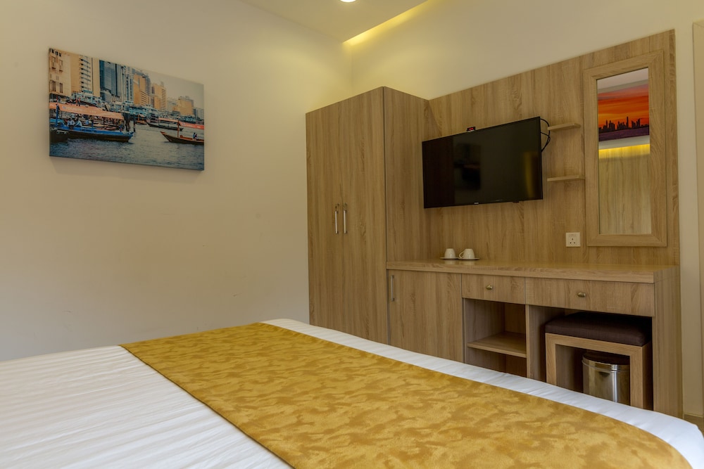 Capital O 314 24 Gold Hotel 32/49