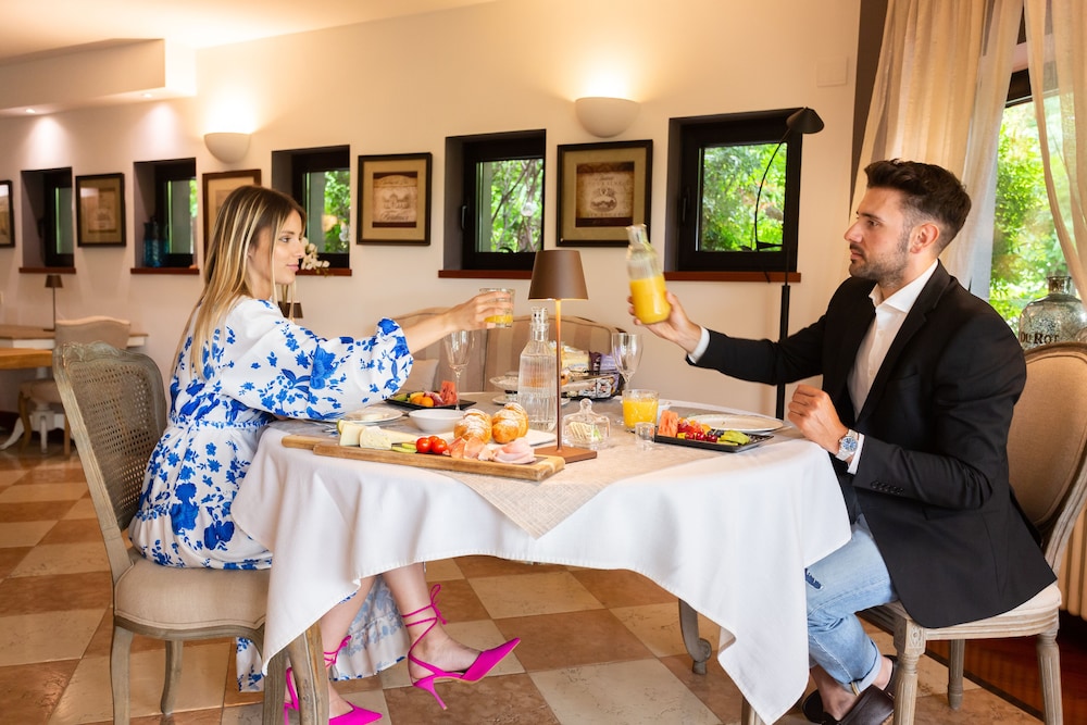 Like Home Boutique Hotel 40/50