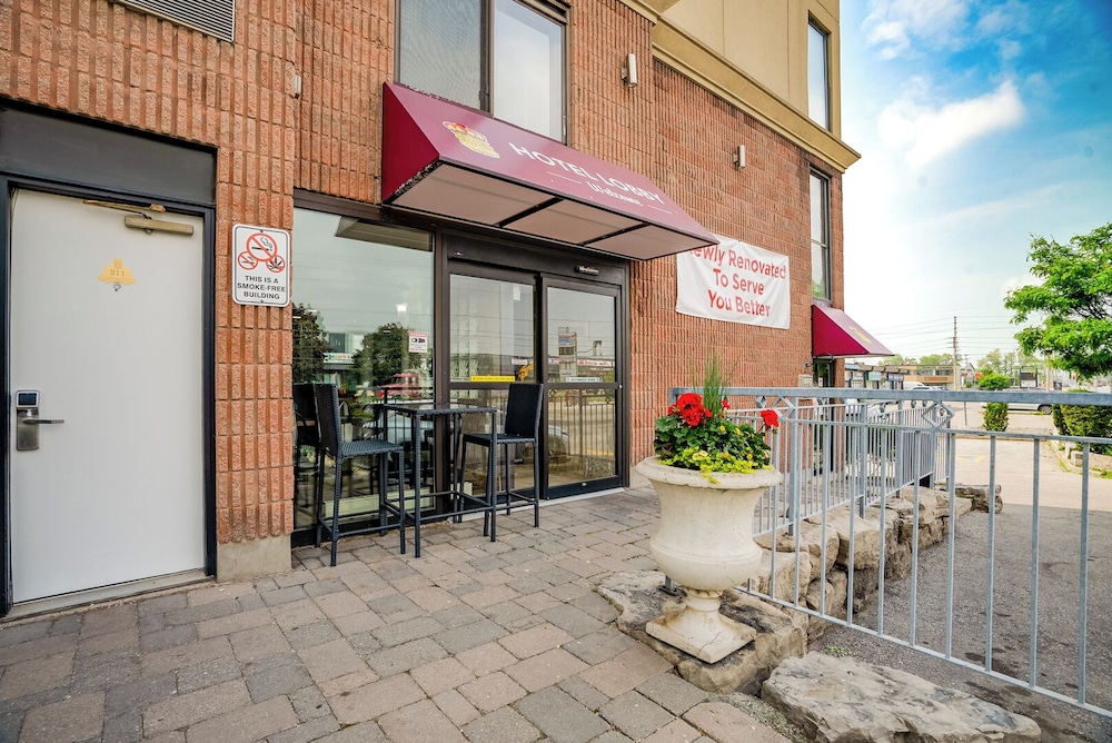 Monte Carlo Inn Toronto West Suites 58/65