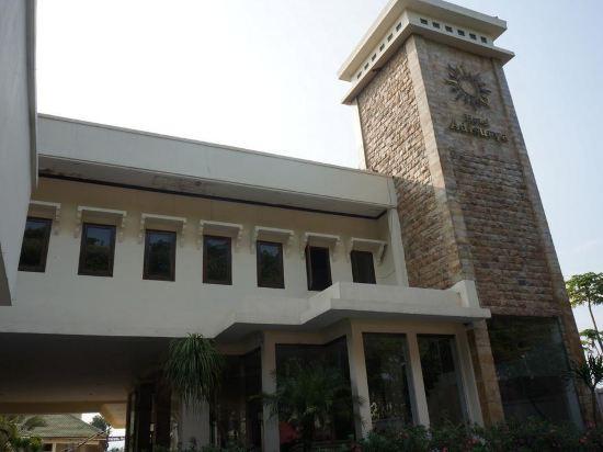 Adisurya Hotel 1/14