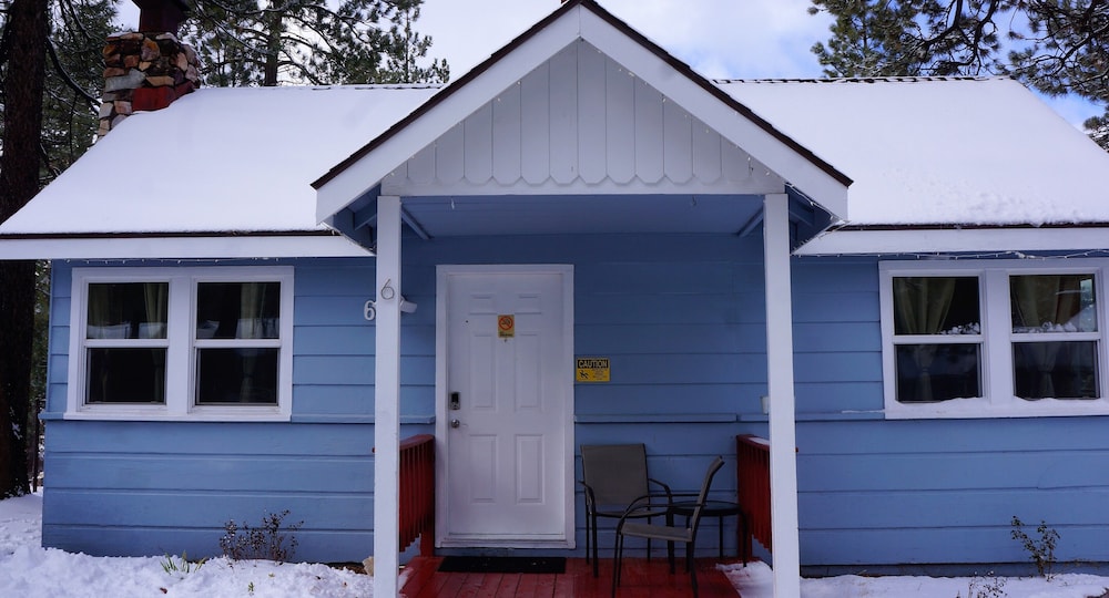 Blue Horizon Lodge 1/50