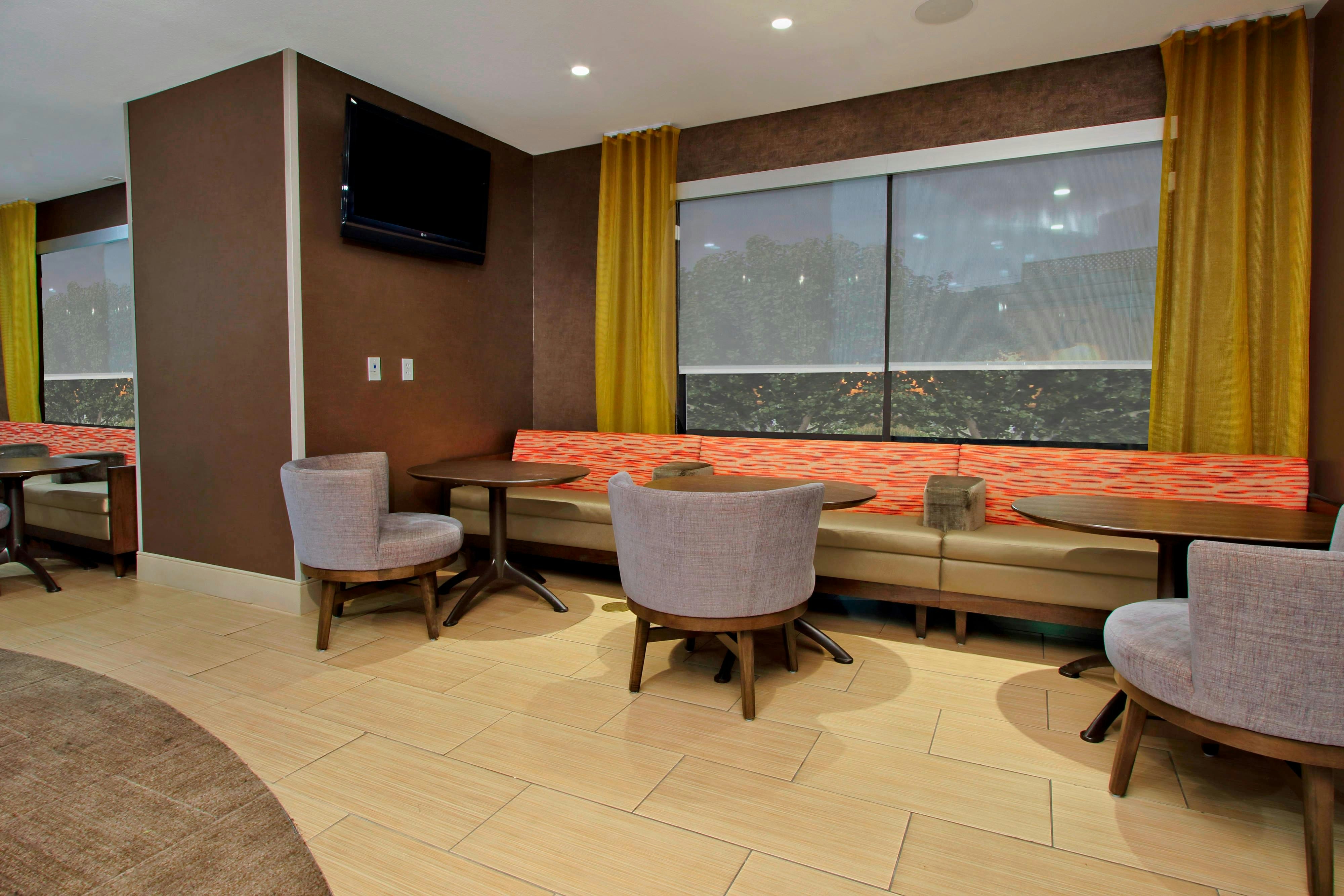 SpringHill Suites by Marriott Madera 28/41