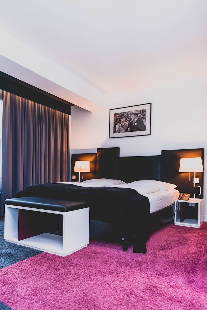 Hotel Bliss Frankfurt 56/63