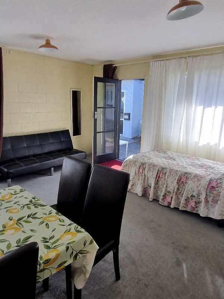 Cedar Lodge Motel Hamilton 31/50
