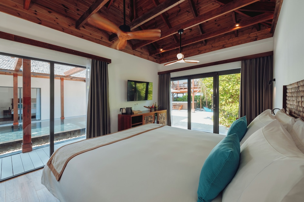 Kuredhivaru Resort and Spa Maldives 17/91