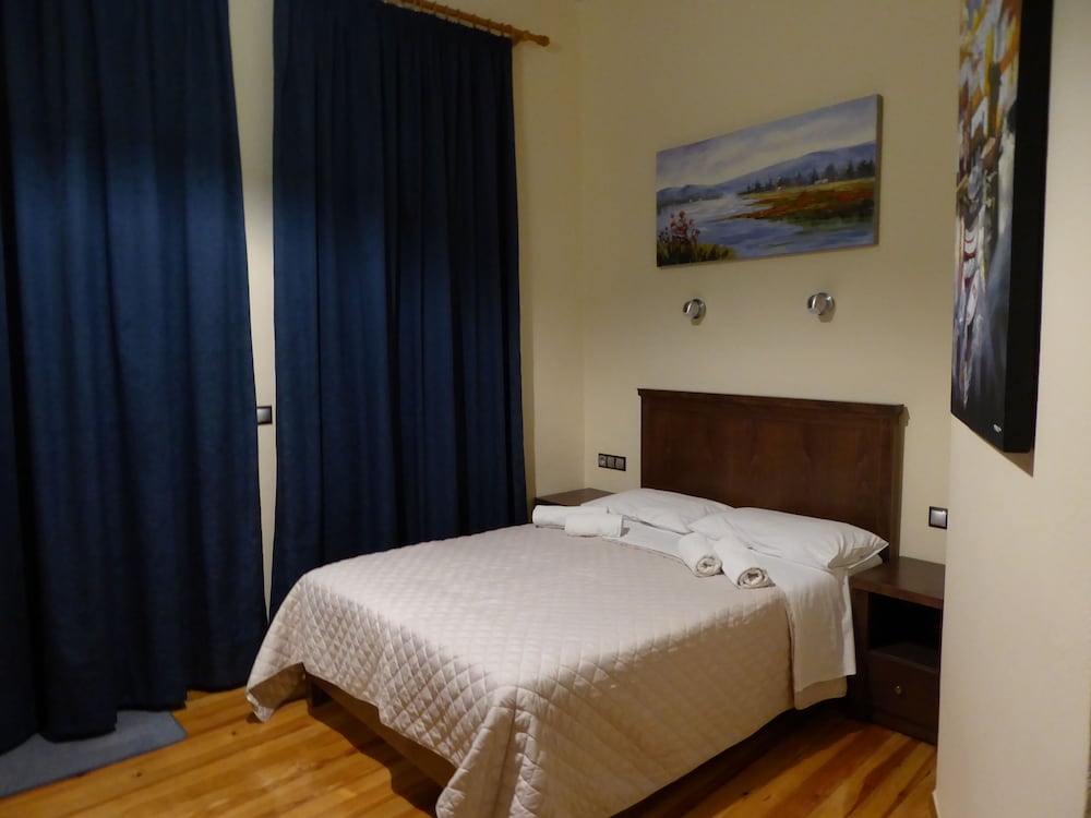 The Sea Front Rooms And Apartments 28/50