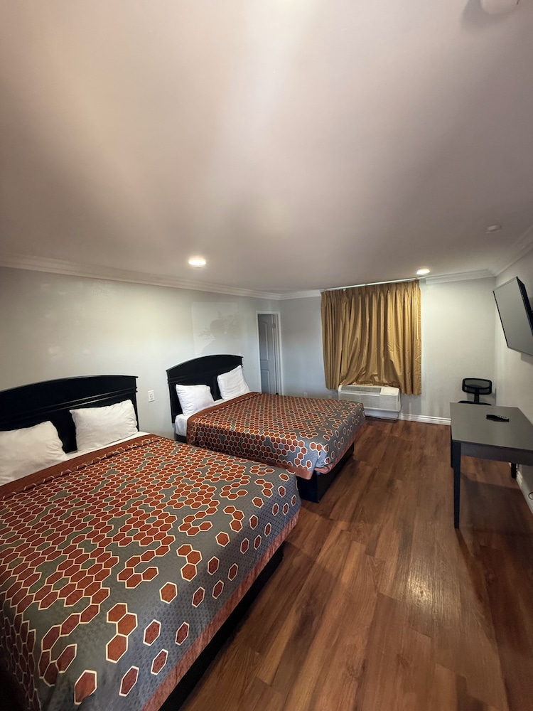 Colony Inn Buena Park 23/64
