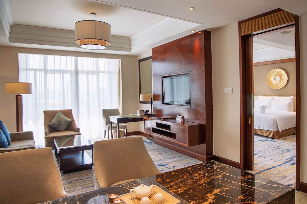 Pullman Haikou 32/52
