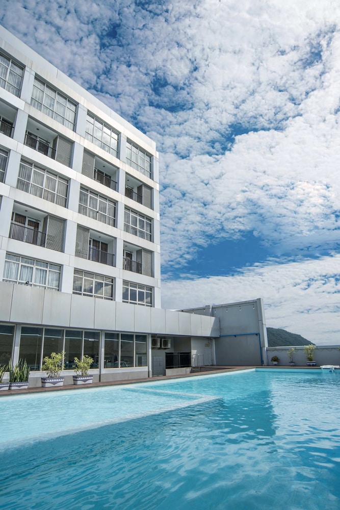 FOX Hotel Gorontalo 2/45