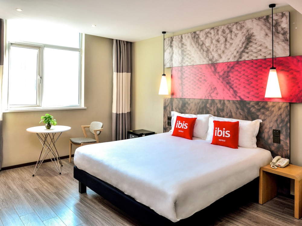 ibis Shanghai Chengshan Road 10/33
