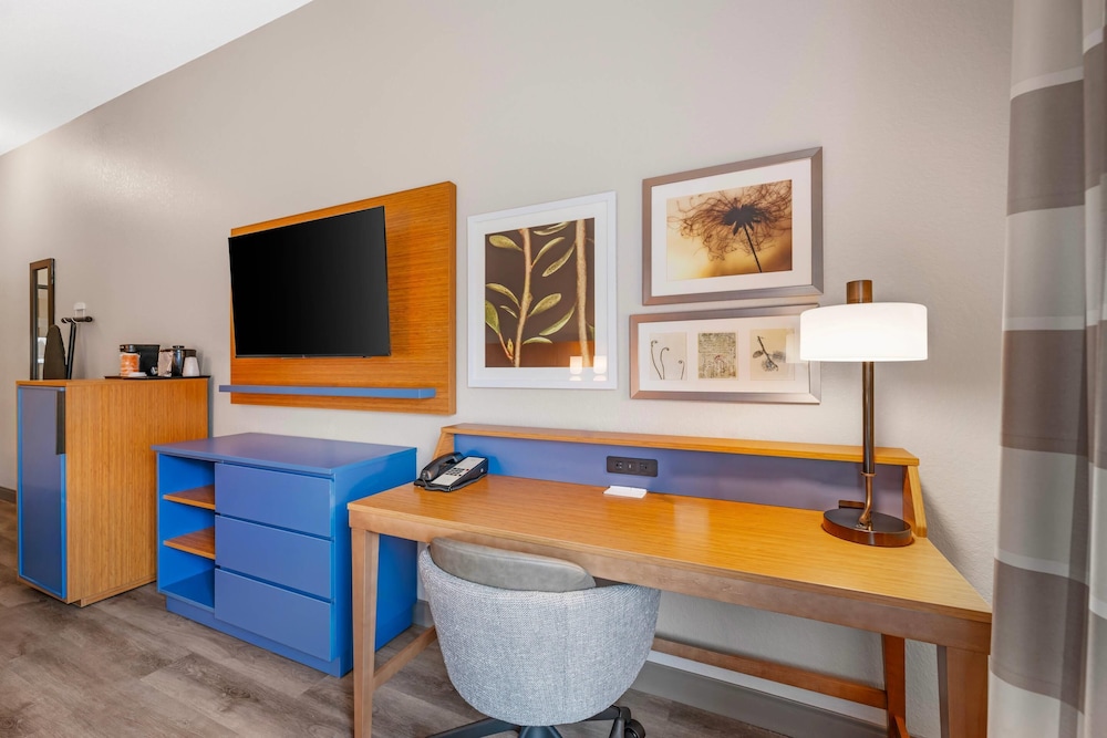 Country Inn Suites By Radisson West Bend Wi 51/58