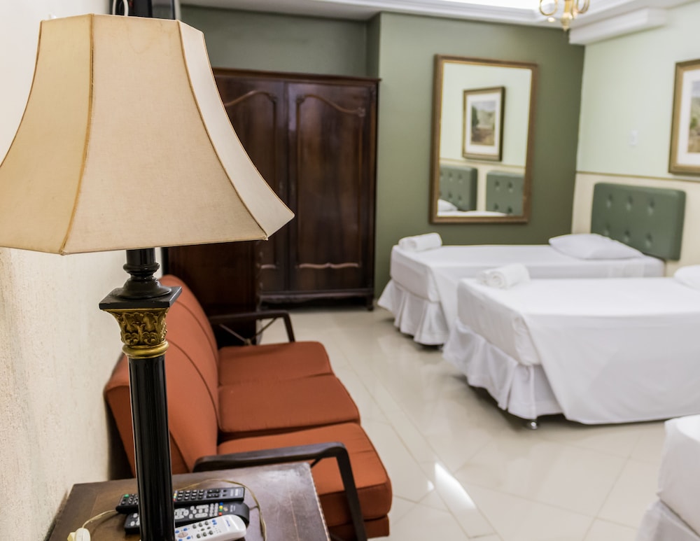 Lemes Hotel 17/50