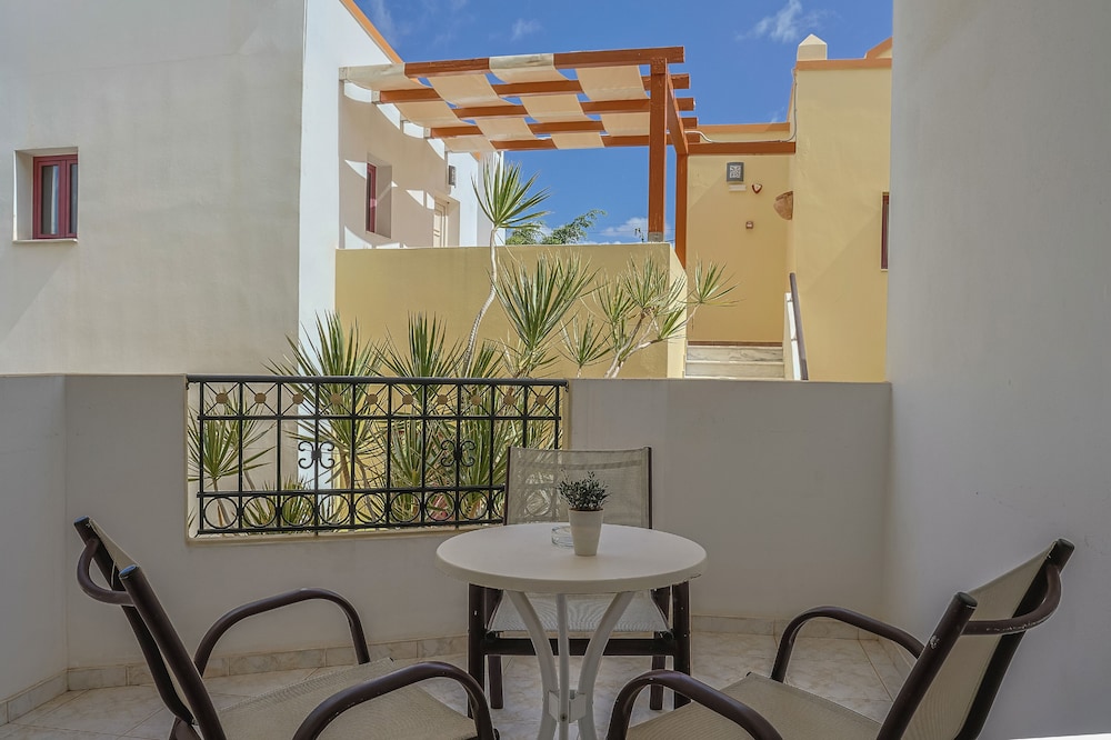 Irida Apartments Malia by Estia 33/46