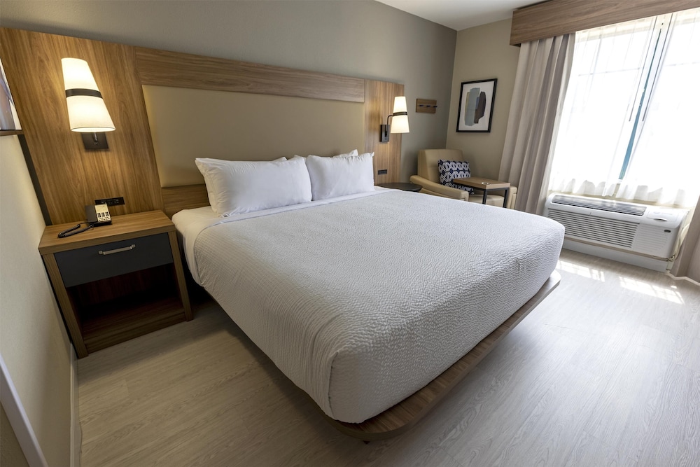Sonesta ES Suites Lafayette Airport 21/56
