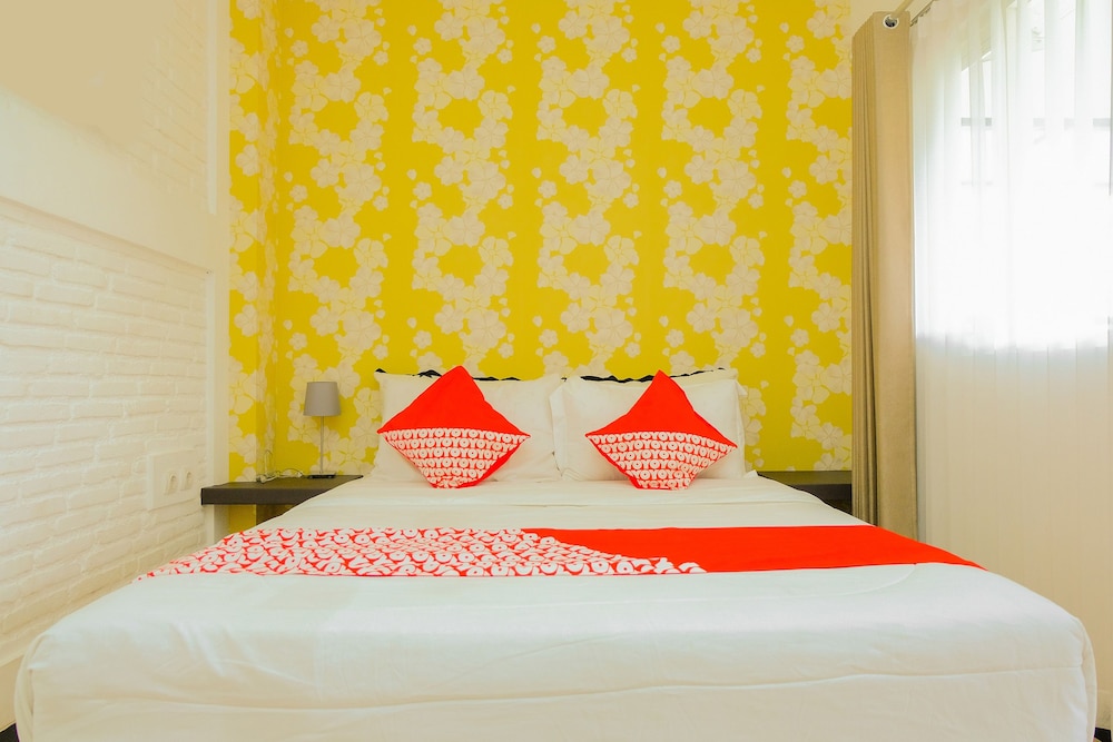 OYO 354 32 Guest House 16/40