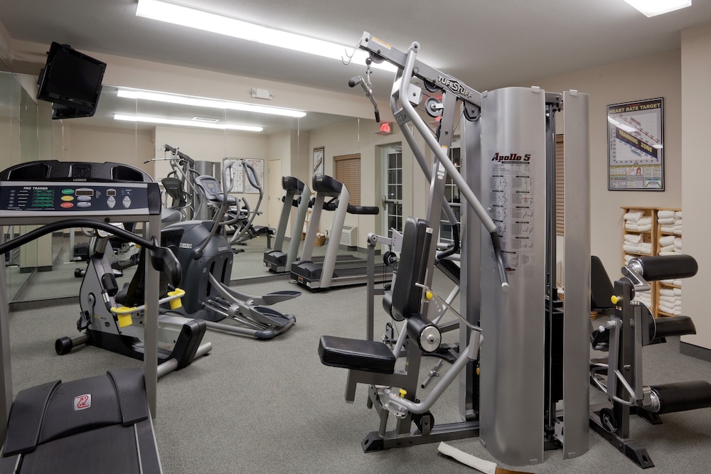 Candlewood Suites Perrysburg 25/53