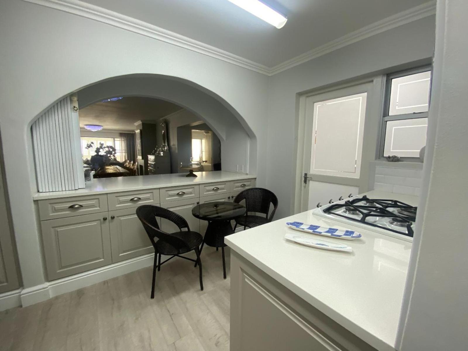 Manhattan Estates - Plettenberg Bay 40/58