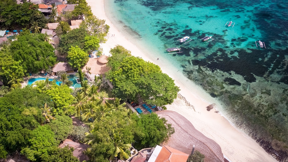 Hai Tide Beach Resort 11/74