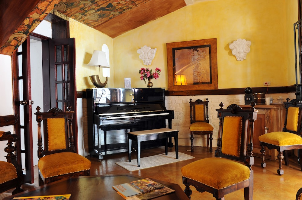Boutique Hotel Antinea 66/76