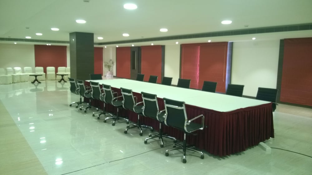 Regency Tiruttani by GRT Hotels 35/35