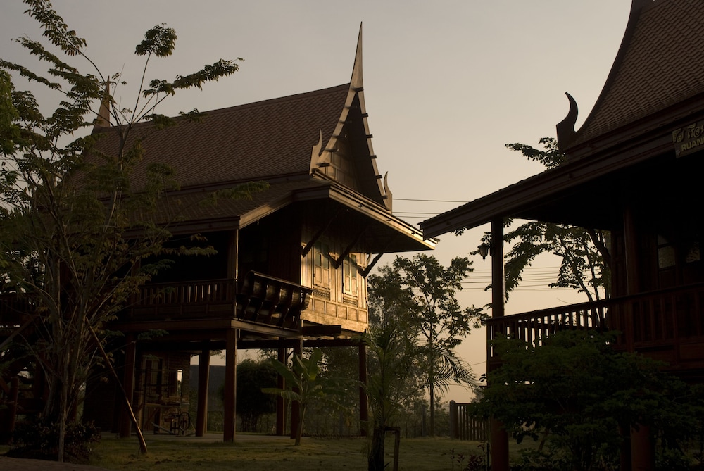 Ayodhara Village 6/40