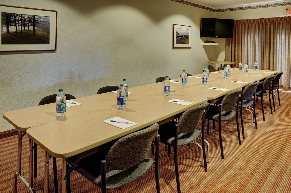 Lakeview Inn And Suites Brandon 17/18
