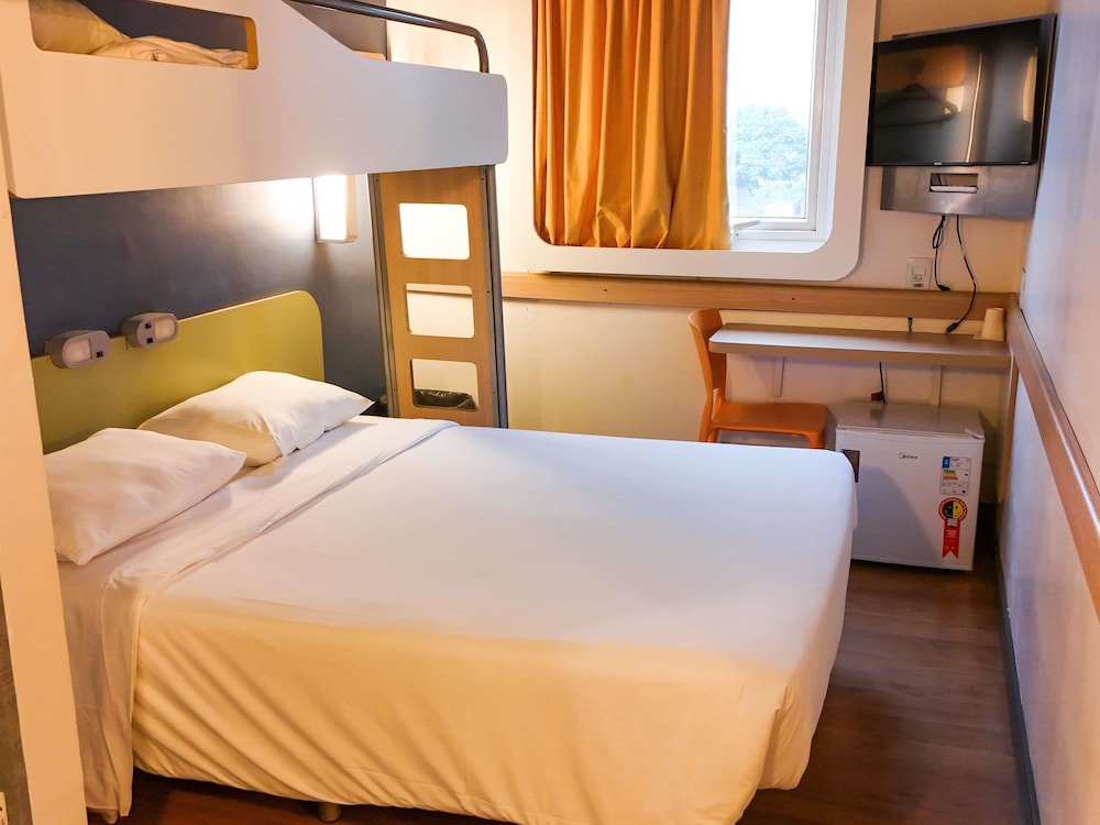 Ibis Budget Sertaozinho 24/61