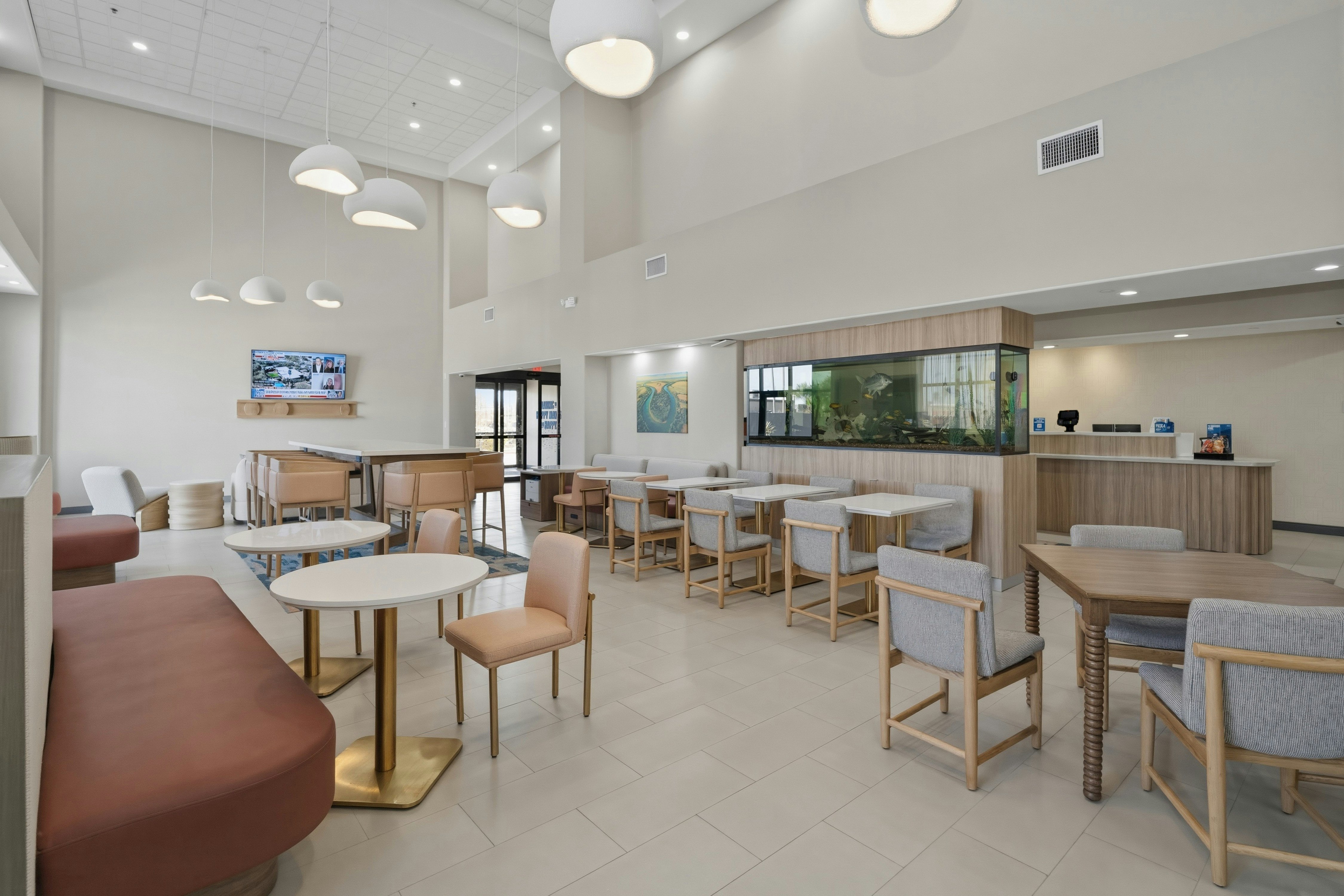 Hampton Inn & Suites Pharr, TX 35/52