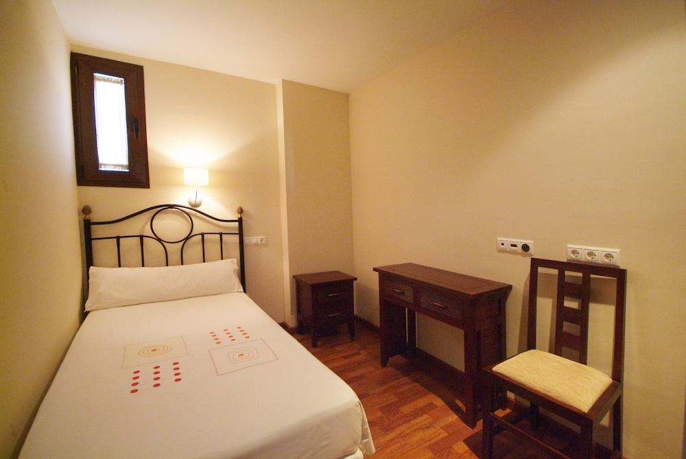 Apartamentos Ardales 24/67
