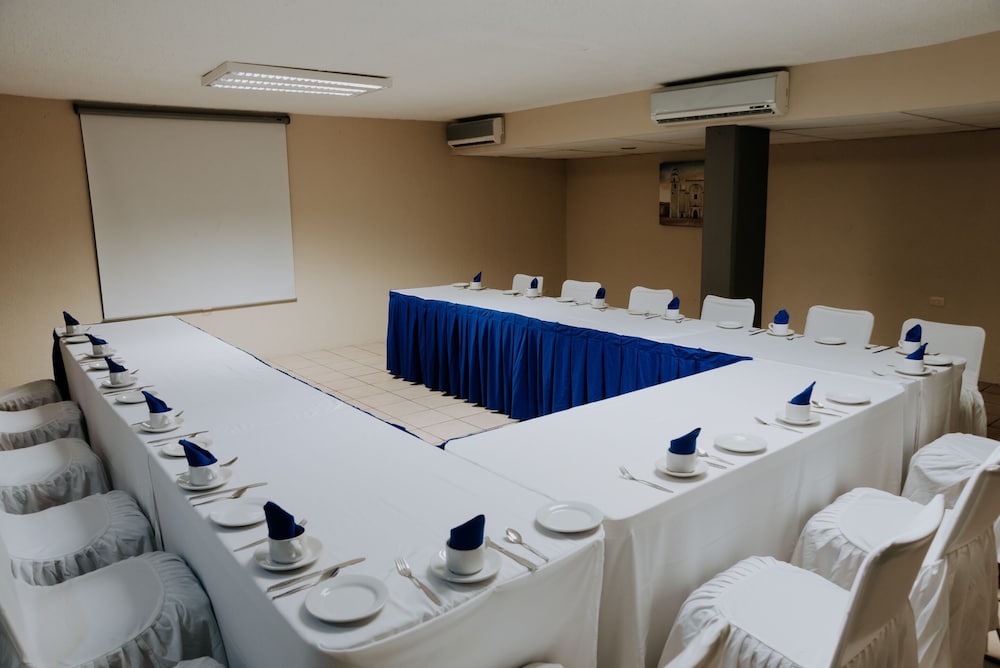 Los Aluxes Hotel 39/50