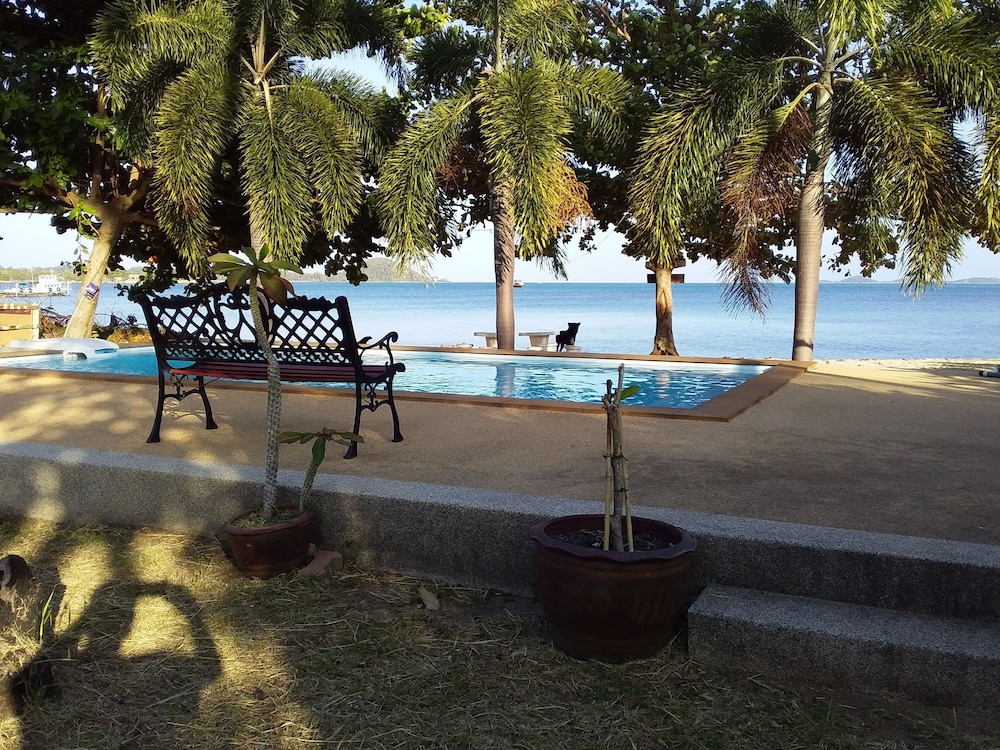 Jinta Beach Bungalow 37/44