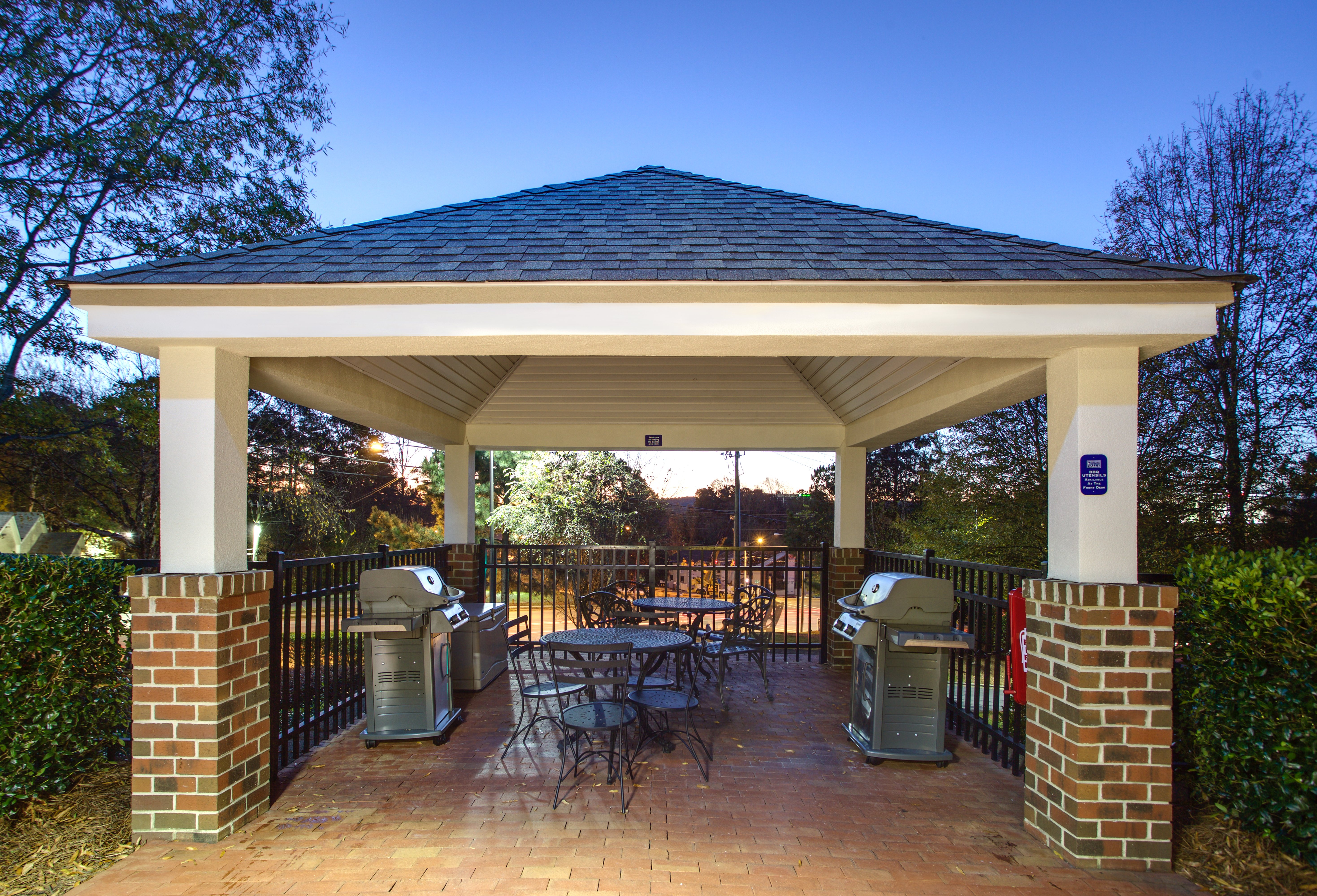 CANDLEWOOD SUITES RALEIGH CRABTREE 5/57