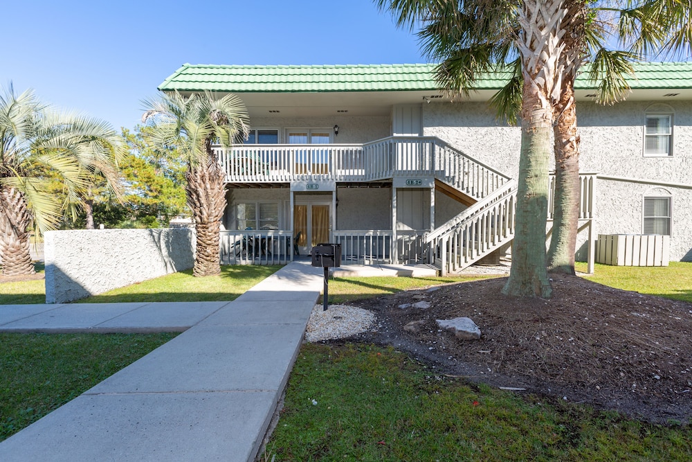 Country Club Villas 51/67